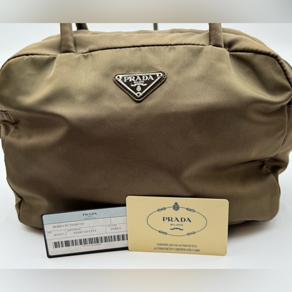 Prada - Authentic - Tessuto City Terra (Olive green) - Picture 2 of 14